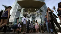 เศรษฐกิจ รัฐบาล ฟรีวีซ่า ประชารัฐ