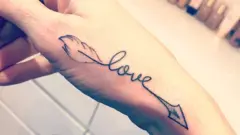 Тату на руці