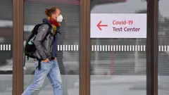 Pesin wey dey waka pass testing station