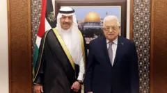 Suudi Arabistan'ın ilk atadığı Filistin büyükelçisi Nayef al-Sudairi ve Filistin lideri Mahmud Abbas Batı Şeria'daki Ramallah'da bir araya geldi. 