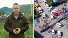 茶色のジャケットに水色のシャツを着たBBCのマクドネル中国特派員の写真と、ガス爆発現場近くに集まった複数の救急車の空撮写真が並んでいる