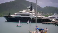 El superyate Alfa Nero