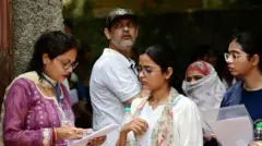 పేపర్ లీక్, నీట్, జంతర్ మంతర్ నిరసనలు, చట్ట సవరణ, పబ్లిక్ ఎగ్జామినేషన్స్ యాక్ట్