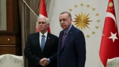 ABD Başkan Yardımcısı Mike Pence ve Cumhurbaşkanı Recep Tayyip Erdoğan