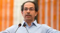 உத்தவ் தாக்கரே