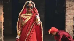 సబ్యసాచి డిజైన్లను అనుకరించిన చిన్నారులు