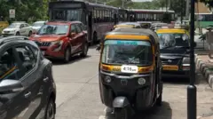 ਮੁੰਬਈ ਵਿੱਚ ਆਟੋ ਰਿਕਸ਼ੇ