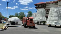 स्वामीनारायण मंदिर