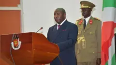 Perezida Ndayishimiye ati: "Amakungu ntiyirirwe aransaba ivyo kwubahiriza agateka ka zina muntu nk'uko babimenyereye kuko ni wo mwitwarariko wanje"