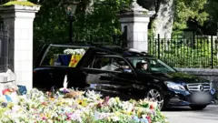 Queen leave Balmoral for di final time