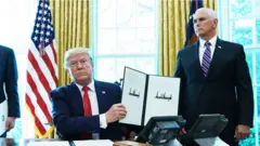 گروگانگیری در تهران، اقتصاد ایران را گروگان تحریم‌ها کرد