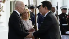 Perezida Yoon Suk Yeol wa Korea y'Epfo i Washington muri ino ndwi kuganira na Perezida Joe Biden wa Amerika ku bibazo bitari bike