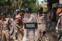 သာယာဝတီထောင်မှာ နိုင်ကျဉ်း ဆယ်ချီ တိုက်ပိတ်ခံထားရ (ပုံဟောင်း)