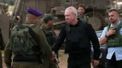 يوآف غالانت