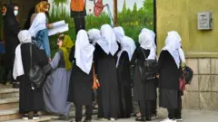دختران افغانستان