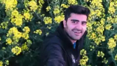 پویا
