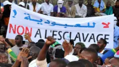 Une manifestation anti-esclavagiste de milliers de Haratines à Nouakchott en 2015