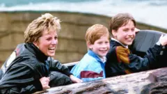 La vida de la princesa Diana en fotos