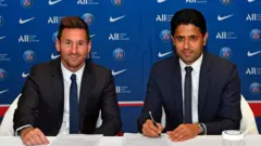 Messi et le présidente du PSG, Nasser Al Khelaifi.