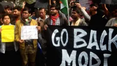 कोलकाता में विरोध प्रदर्शन