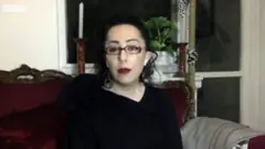 گفتگو با گراناز موسوی؛ 'شعر من آینه‌ای از تجربه‌هایم به عنوان یک زن است'