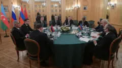 üçtərəfli işçi qrup