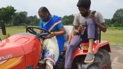 મહિલા