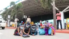 મજૂરો