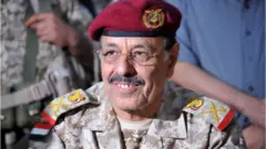 الفريق الركن على محسن الأحمر