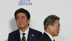 일본 오사카에서 열린 G20에서 만난 한일 정상