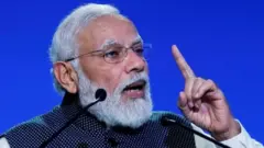 नरेंद्र मोदी
