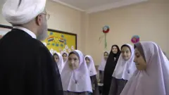 روز معلم در ایران؛ نگاهی به عملکرد دولت ایران