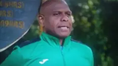 Hatimaye mwandishi wa BBC Salim Kikeke amefanikiwa kufika katika kilele cha mlima kilimanjaro Uhuru.