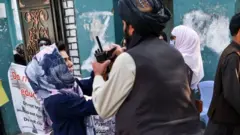 افغانستان