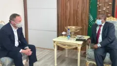 Ministira Dhimma Alaa Itoophiyaa Obbo Gadduu Andaargaachaw (mirga) fi Itoophiyaatti ambaasaaddara US Maayik Reeynar