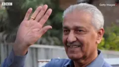 ఏక్యూ ఖాన్