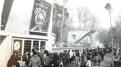 سینما عصر جدید سینمای دانشجویان بود که ساعت‌ها در صف جشنواره می‌ایستادند