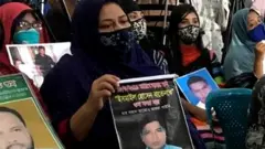 গুম, ক্ষতিগ্রস্ত পরিবার, ঢাকা, বাংলাদেশ।