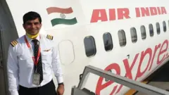 கேரளா கோழிக்கோடு விமான விபத்து