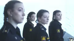 дівчата