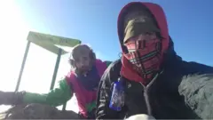 شابان مغربيان ينجوان من الموت بفضل فيسبوك