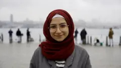 رولا نجار