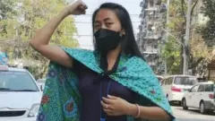 సరోంగ్ విప్లవం