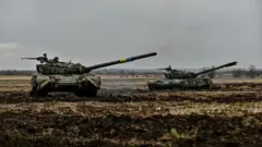 Ukrainian tanks outside Bakhmut