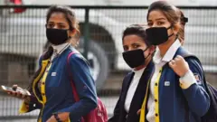 విద్యార్థులు