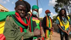 Aba rasta bari muri Rastafari Society of Kenya bavuga ko abarigize babaho mu bwoba