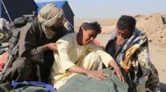 Sobrevivientes del terremoto que golpeó Afganistán en 2023.