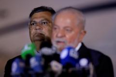 Flávio Dino e Lula na chegada a Brasíliacassinos novosbrasileiros que viviamcassinos novosGaza,cassinos novos13cassinos novosnovembro