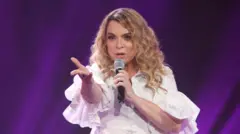 Ednita Nazario