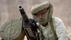 બલૂચ લિબરેશન આર્મી, બીએલએ, પાકિસ્તાનનું ઉગ્રવાદી સંગઠન, બલૂચિસ્તાનમાં સક્રિય, જફ્ફર એક્સપ્રેસ ઉપર હુમલો, નાગરિકોના અને ઉગ્રવાદીઓનાં મૃત્યુ, બીબીસી ગુજરાતી, બીબીસી ન્યૂઝ ગુજરાતી